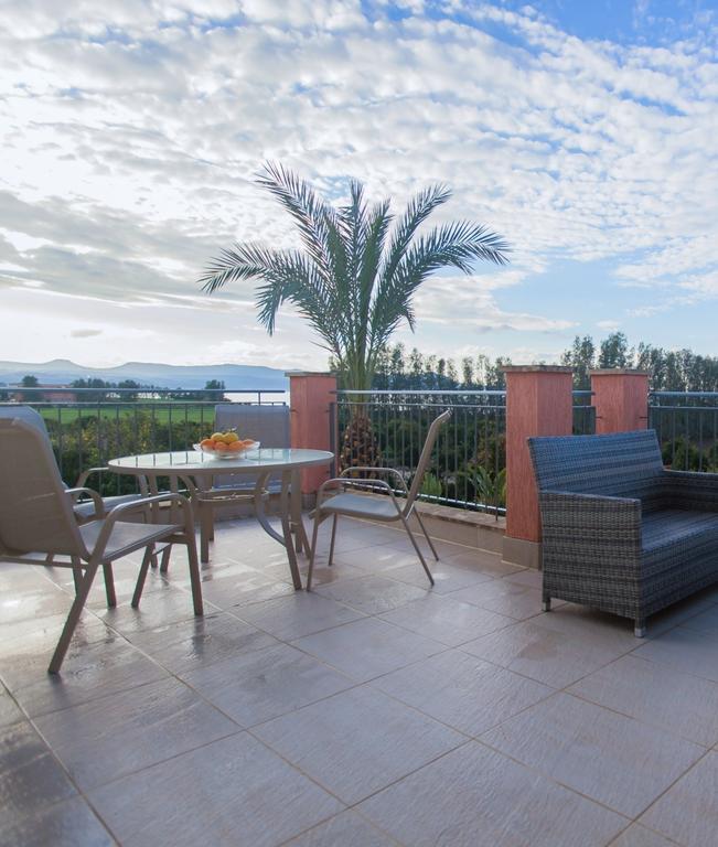 Villa Saraliana Sandy Beach Villas - Heated Pool - Jacuzzi - Private Beach Area Polis Zimmer foto